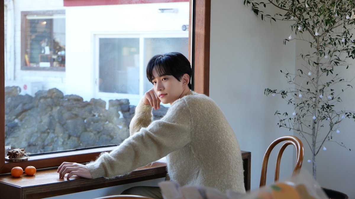 follow_2PM's tweet photo. [핫티턴]
준호 <2022 SEASON’S GREETINGS>
BEHIND PHOTO ② 공개! 🐈

🔎 https://t.co/qDO1JyoaKj

#2PM #투피엠
#JUNHO #준호 #이준호
#2PM시즌그리팅
#2PMSeasonsGreetings https://t.co/3D4WZtDUD1