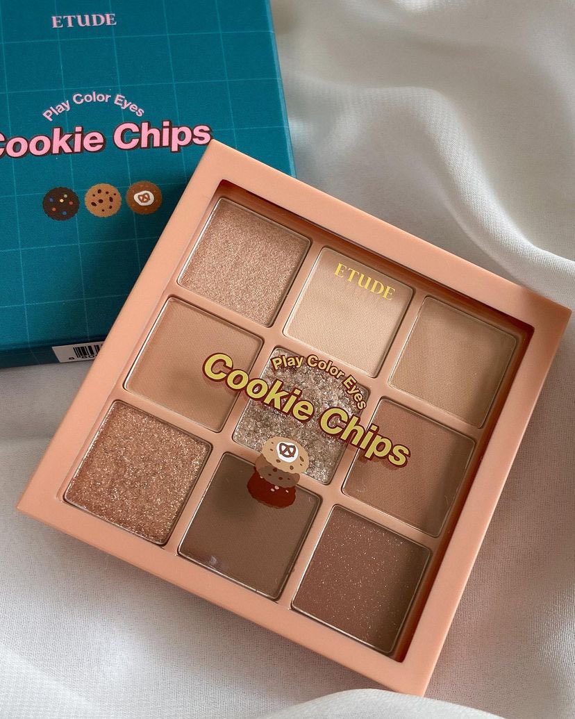kknppp24's tweet photo. ส่งต่อพาเลท Etude house #cookiechips 🥨🍪
🍿380฿ รวมส่ง #ส่งต่อคสอ #ส่งต่อเครื่องสําอางค์ #ส่งต่อเครื่องสำอาง #คสอเกาหลี #เครื่องสําอางเกาหลี https://t.co/2ONY84gkcP
