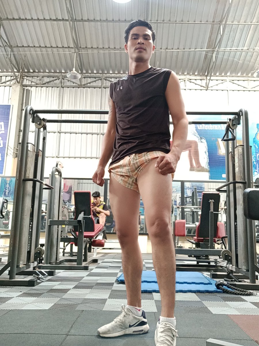 FaFa19870576's tweet photo. តោះសិច$$ https://t.co/BUZzXy1Qbz