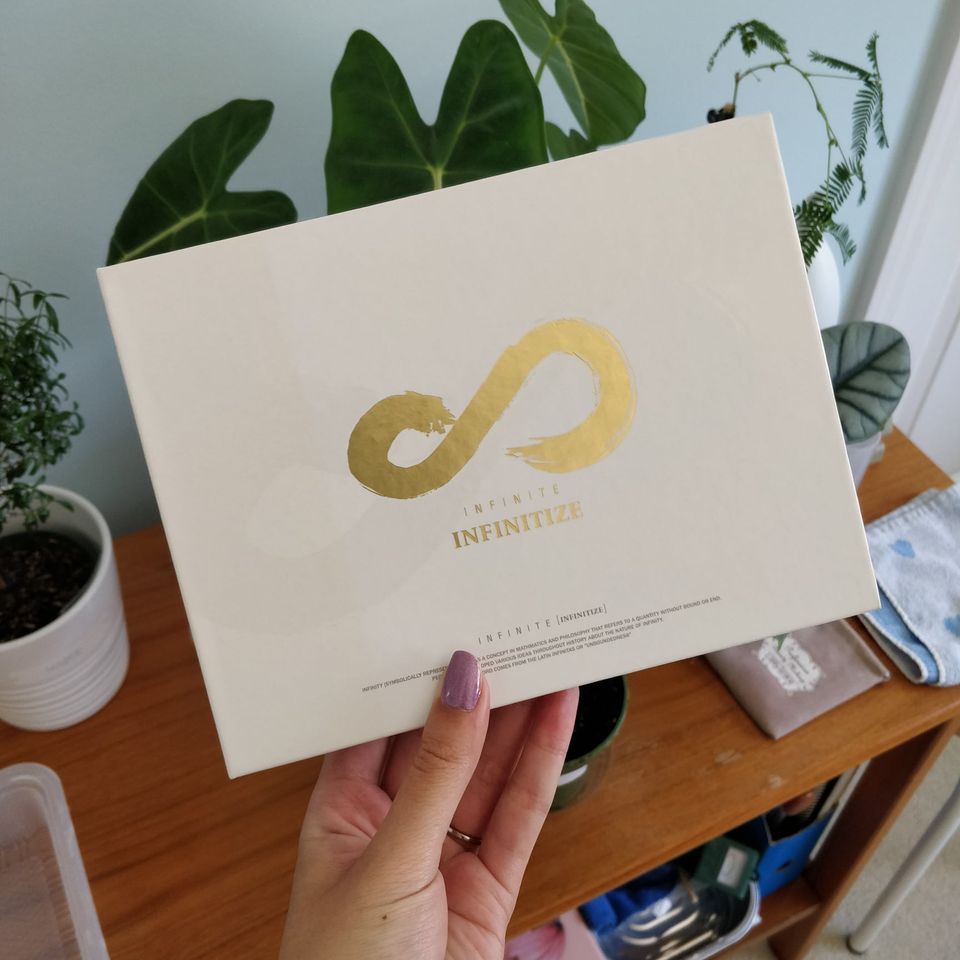 DoodlesnTea's tweet photo. WTS: Infinite - Infinitize $12CAD  *slight sun damage

Shipping:
Canada: $15
USA: $17
*All shipping comes with tracking number // shipping to increase if more than one album is purchased

Payment must be collected prior shipping through Paypal.

#infinite #kpopalbum https://t.co/vgiuzJKkfP