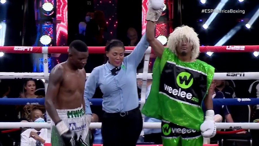 BholoGift's tweet photo. Great Night of Boxing 🙏😀
I would like to thank @ESPNAfrica for the opportunity.Muchas gracias 🙏
I made it, feeling greatful and humble for the Win!😀💪
Thank you all.. 📺🌍
Looking forward to the next one 💪
#TeamSheriff
#Weelee
#SABoxingTalk
#Boxeo https://t.co/KzdLJ4LfXX