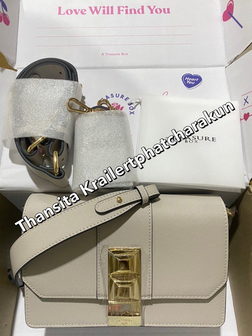usedbyst's tweet photo. ivory M layer🤍
new in pack (ซีนยังไม่ได้แกะ)
อุปกรณ์ครบ สาย3สาย กล่อง ถุงผ้า การ์ด
3,690฿ พร้อมโอนลดได้นิดหน่อย
ราคารวมส่งเอกชน
มารับน้องไปทีงับเค้าได้สีใหม่แน้ว🥺
#atreasurebox #atb #ส่งต่อ #ส่งต่อatb #ส่งต่อatreasurebox #ตามหาatreasurebox #ส่งต่อกระเป๋ามือสอง https://t.co/3fsEvmdRG7