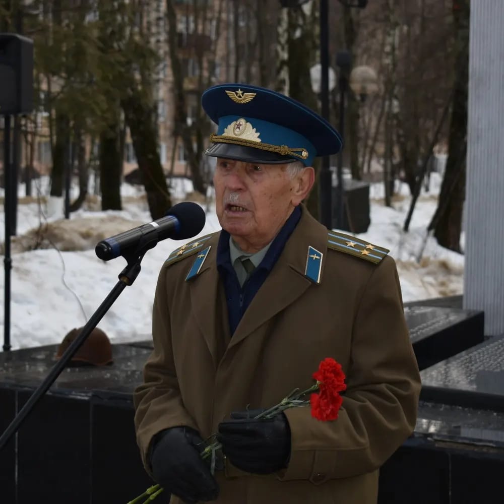 lilenka4's tweet photo. Юнармейцы МБОУ «Гимназия №2» ​ приняли участие в митинге, посвященном Дню защитника Отечест��а, который состоялся в Сквере Победы мкр. Железнодорожный​ Г.о. Балашиха.​ ​ ​ ​ ​ ​ ​ ​ ​ ​ ​ ​ ​ ​ ​ ​ ​ ​ ​ ​ ​ ​ ​ ​
#МБОУГимназия2 https://t.co/1CxP0Af92S