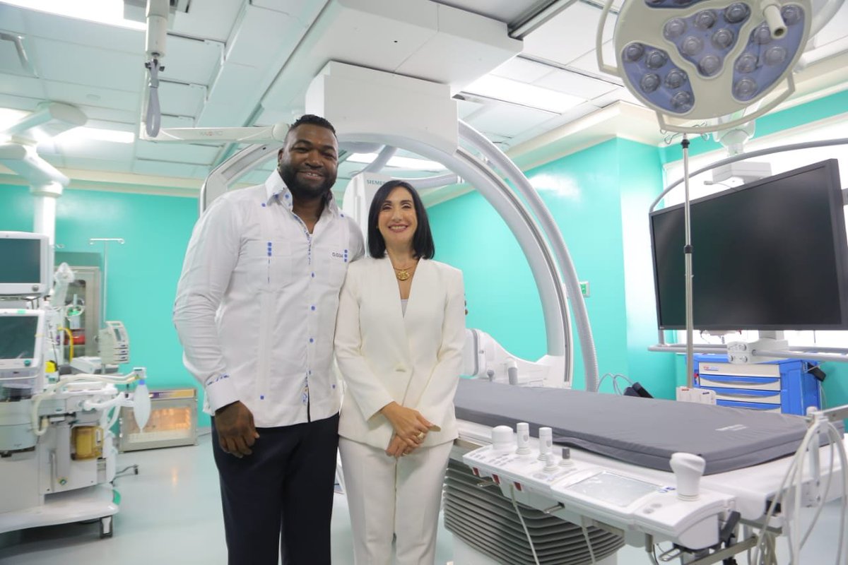 nuriapiera's tweet photo. El Fondo Para la Niñez David Ortiz dona a CEDIMAT moderno equipo para cateterismo https://t.co/CL6EYZ9Y8y #NDigital https://t.co/VQHy7KtrKA