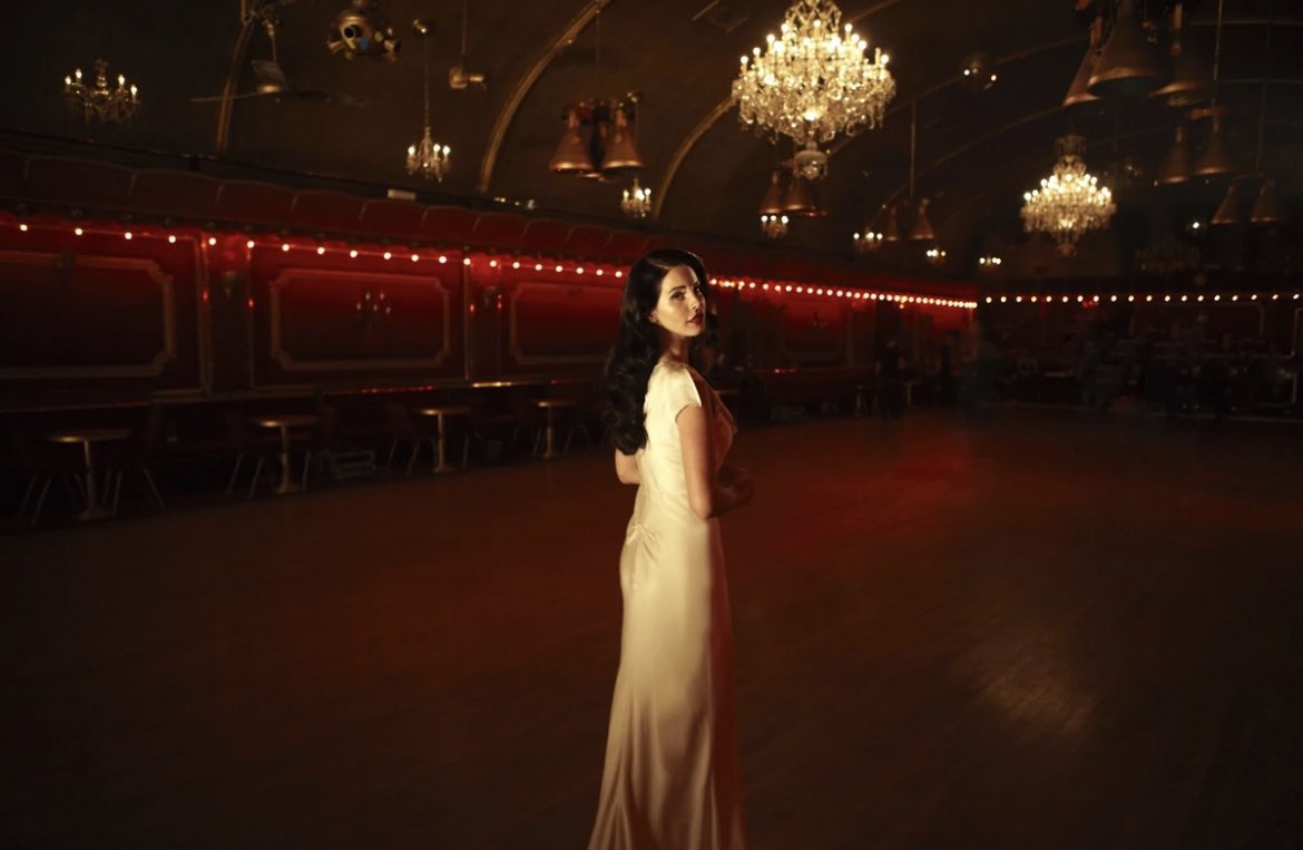 paintedbanister's tweet photo. lana del rey for burning desire (2012) https://t.co/LBkQ6ty4Oy