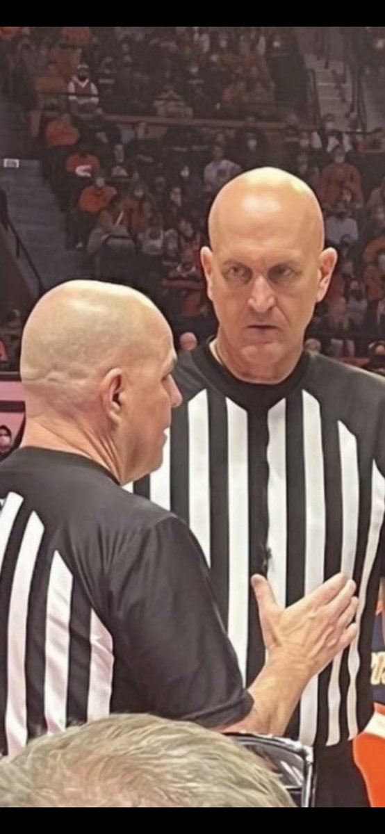 takhtehchianmd's tweet photo. Both Illinois home losses in the B1G (Purdue OT2, OSU) were officiated by these clowns and both games Kofi fouled out. https://t.co/G4x2PTlxZ3