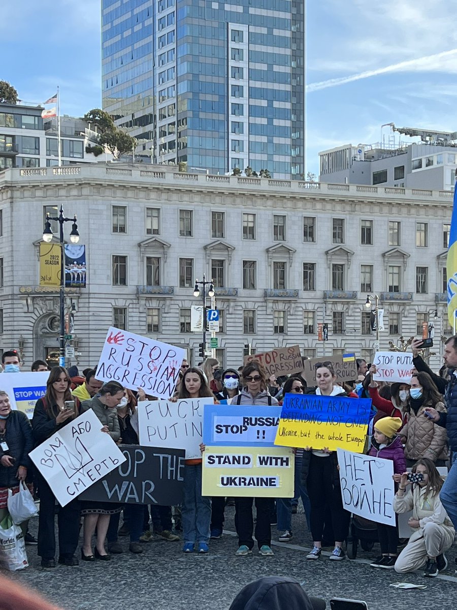 alinarpp's tweet image. We ask for help. We stand for Ukraine! Together we’re stronger! Praying for all Ukrainians! My family and friends are suffering right now! Please, help us to go through this horror #FreeUkraine #HelpUkraine #IStandWithUkraine