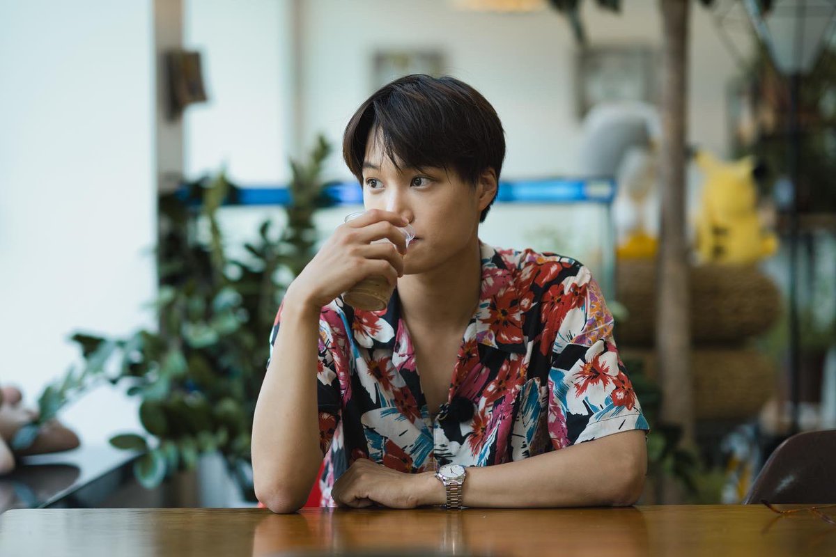 Serving you the freshness vibes with the main point being green, which is one with nature. This is the theme you can see related to my photo post for the latest episode of Kai’s bucket list. Can you guess what will I do there? You can watch it now on kt seezn. Don’t miss the fun.