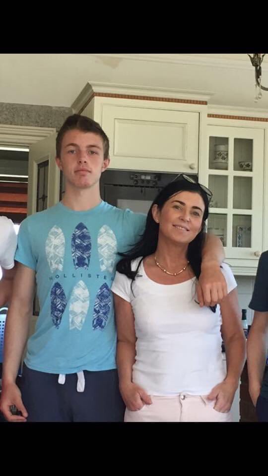 ElaineARoche's tweet photo. FB reminds me I’m the smallest in the house #sons #babydoc #ucd #uilliam https://t.co/JCeKqSQpSY