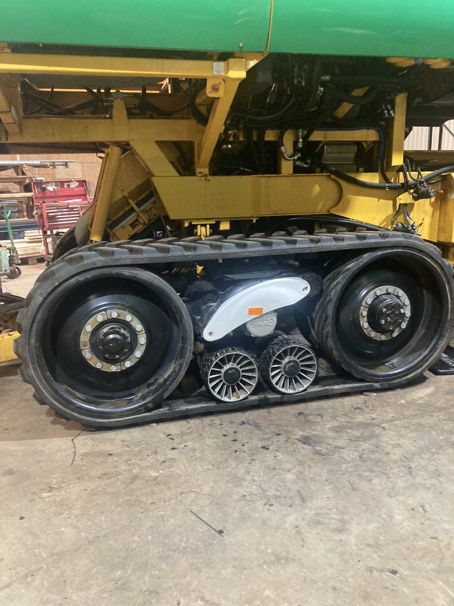 Following on, new pin and bushes fitted and ready for another year <a href="/HMCPeas/">HMC Peas</a> <a href="/ploegermachines/">Ploeger</a>