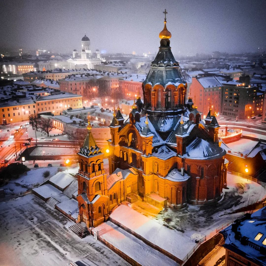 Wintry Helsinki photos shared on IG helsinkifacades, lifeofjou, and helsinki_cityscapes added to our Helsinki - Architecture, Monuments & Sights gallery: https://t.co/o9zS8JUag7 Learn more about Finland's capital: https://t.co/PzpqCuu8GH https://t.co/RqhXXPo2KH