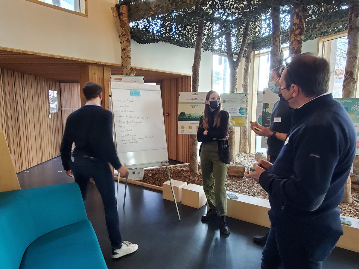 NOVABUILD_'s tweet photo. 👏 Merci aux adhérents de #NOVABUILD, @Fibois_pdl et @_Atlansun_ qui étaient au rendez-vous pour travailler sur le plan d'actions de la saison 2 de #CarrémentPassif, le collectif des #PaysdelaLoire, pour développer la #construction #passive dans la commande #publique 👀 https://t.co/jvexZ5Ybpb