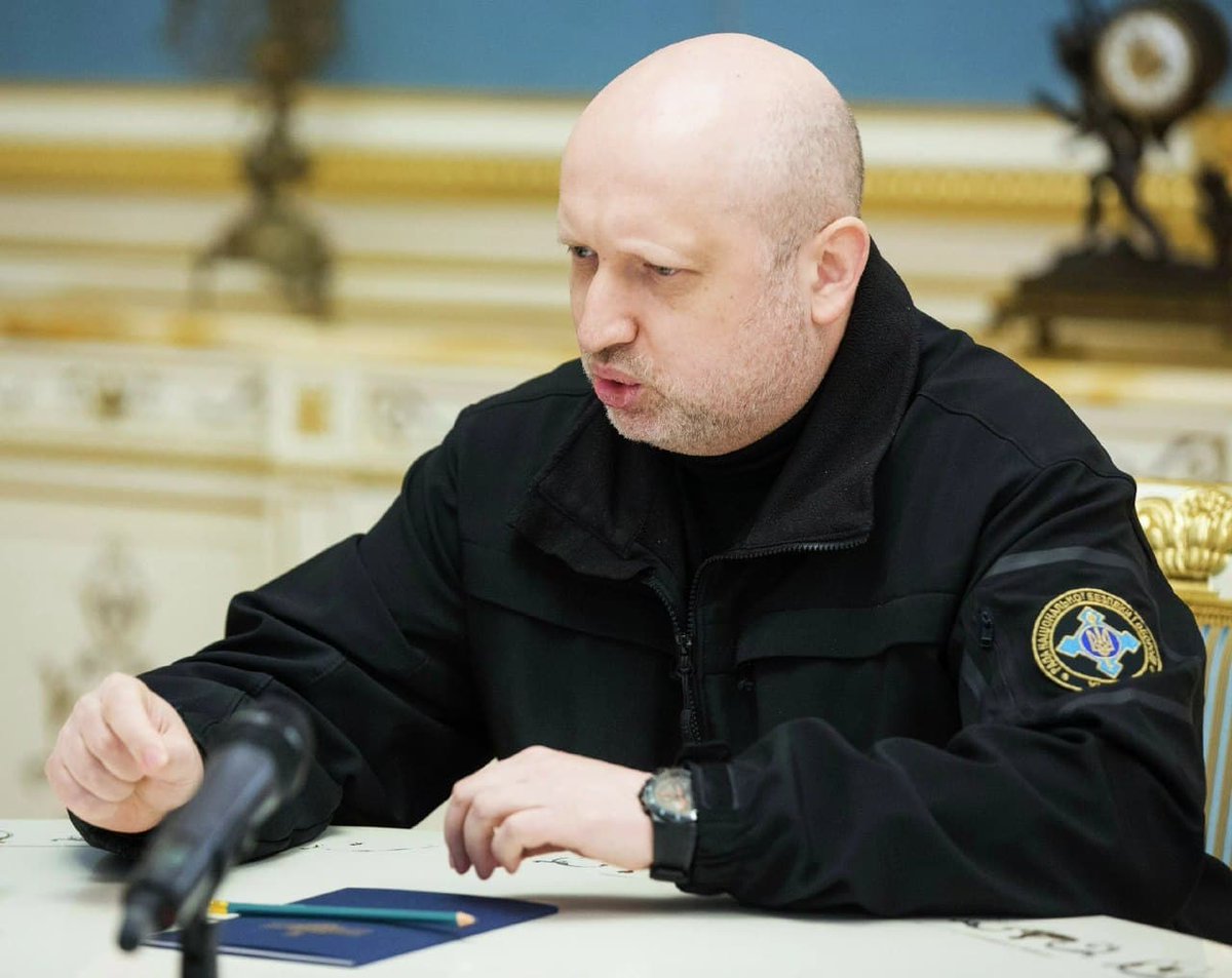 Эту крысу брать живьём