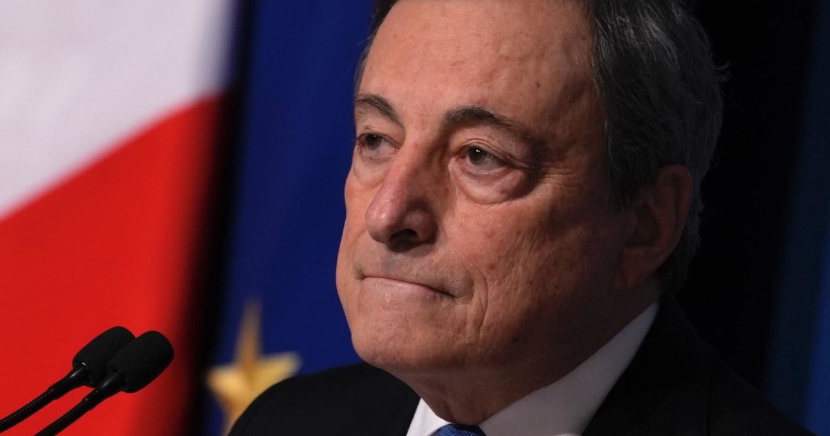 Nel suo discorso di poco fa #Draghi ci ricorda che torneremo al carbone. Alla faccia della transizione ecologica. Il nostro Paese pagherà a lungo le sue scellerate scelte euro-atlantiche.