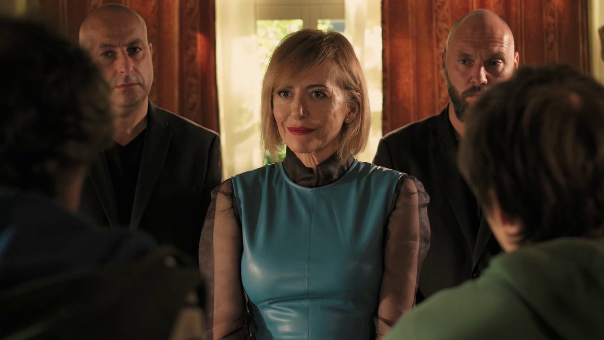 Antonia non vai dexar escapar a Peixe e Abel...

👉 Este domingo a partir das 23:00h #ALeiDeSantos na <a href="/TVGalicia/">TVG</a>