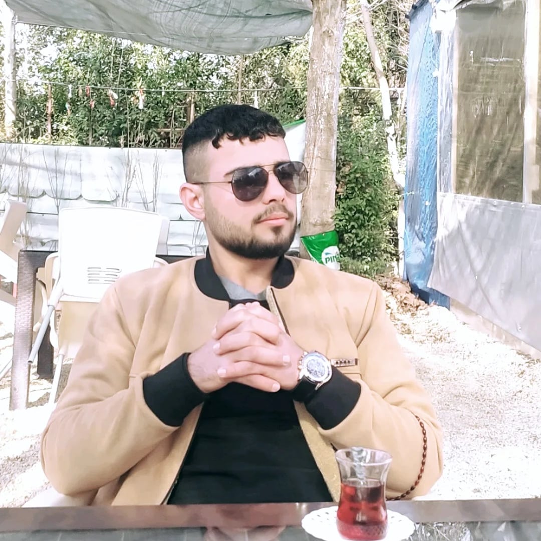 Azer27827's tweet photo. #YeniProfilResmi https://t.co/C3VHbn7p71