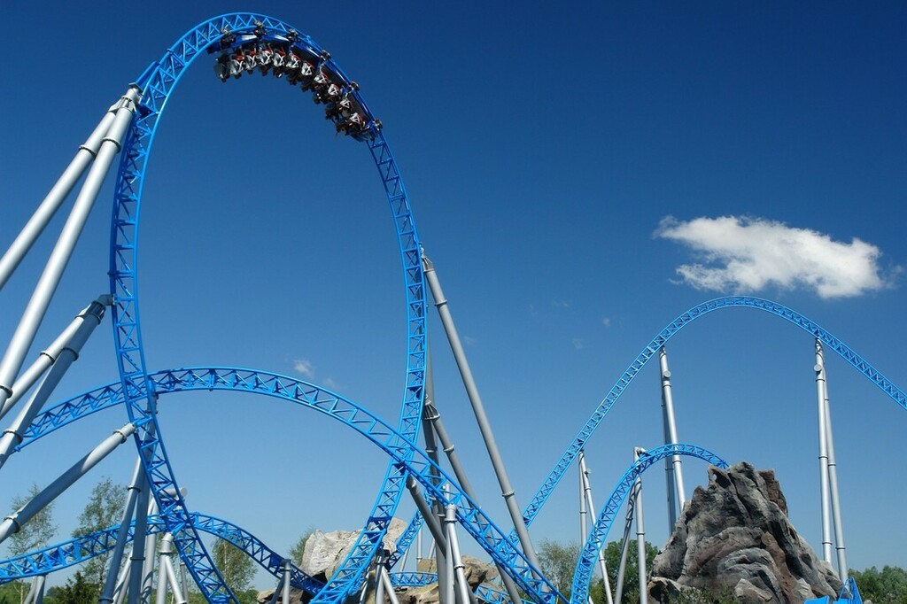 FzpWeltDe's tweet photo. Der @europapark hat in Anbetracht der jüngsten Ereignisse das Sponsoring der Blue Fire beendet und den Namen der Achterbahn und des Domes angepasst. Ein sowas von richtiger und wichtiger Schritt!

#bluefire #europapark #mackrides #megacoaster #bluefire20… https://t.co/ssAn7i3BP2 https://t.co/RO4pCIBWU5