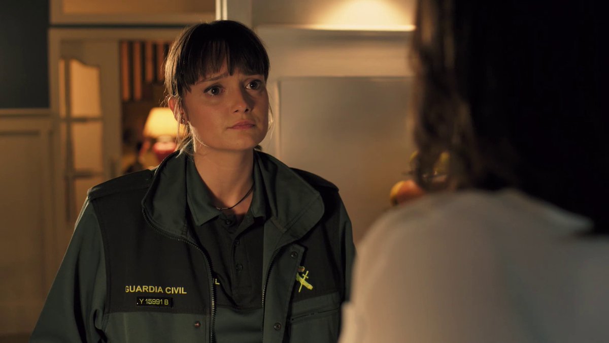 Uxía ten un plan. 

👉 Este domingo a partir das 23:00h #ALeiDeSantos na <a href="/TVGalicia/">TVG</a>