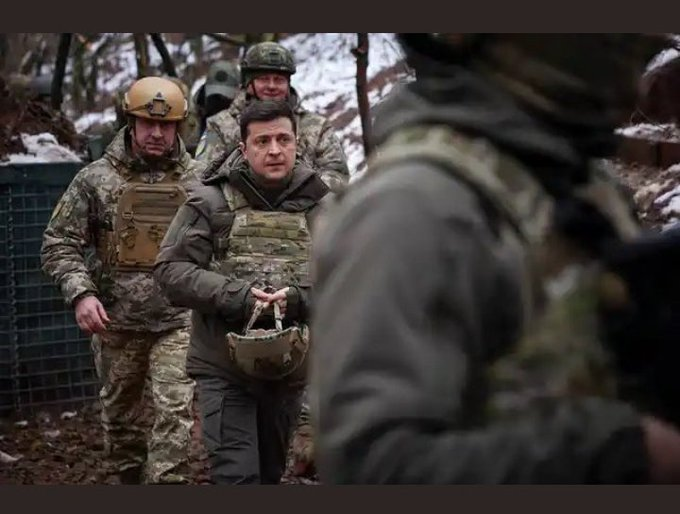 BspGeopolique's tweet photo. Le président ukrainien Volodymyr Jelensky ♥️ s'associe à la Russie pour défendre son pays et son peuple dans la guerre https://t.co/Kja7ydkWBL