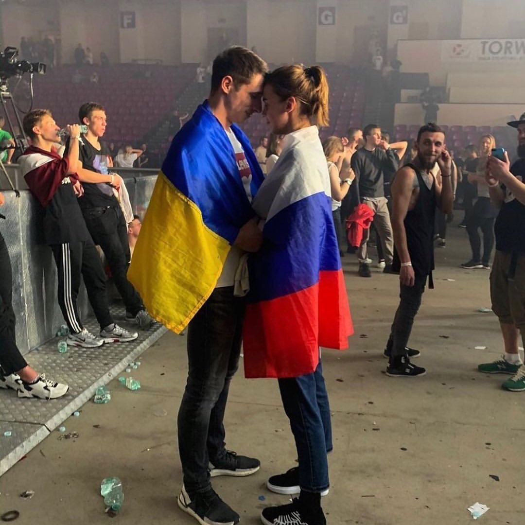 Make love not war!

 #UkraineRussia