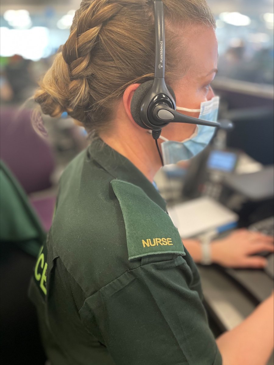 JOB ALERT: We're looking for dedicated &amp; hard working clinicians to join our NHS 111 control room in Brierley Hill:

-Advanced Nurse/Paramedic
-Mental Health Nurse
-Clinical Advisor
-Prescribing Pharmacist

To apply, search 'WMAS' on jobs.nhs.uk 🤞 Closing date Monday
