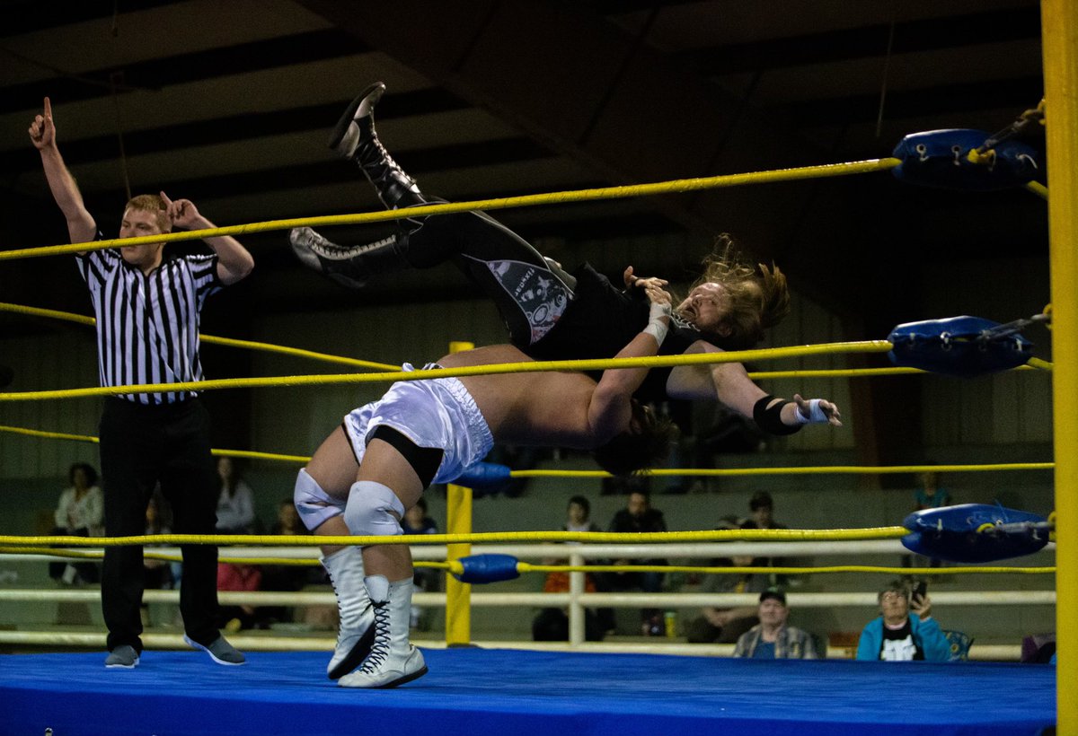 noahhoseypro's tweet photo. The Varsity is looking to add atleast two more states by June of this year!

• Worked in MS, LA, and FL

• TV Ready Gear

• Resume and Match Tape on hand

• Willing to travel around the southeast US

• Respectable and willing to promote shows booked on

DMS ARE OPEN NOW! https://t.co/weNdxKcr2c