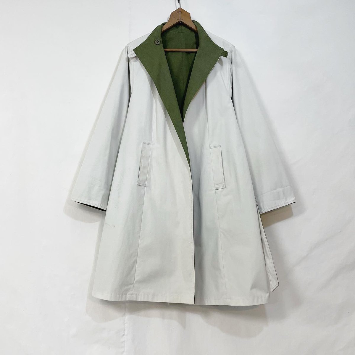 i_nou_'s tweet photo. new arrival.

reversible high neck coat https://t.co/mHHd5DjNBO