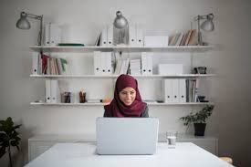 aovmz's tweet image. “The greatest gift is a portion of thyself.” ― Ralph Waldo Emerson.  #MakingConnection