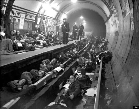 MilkoSichinolfi's tweet photo. Ieri era la metropolitana di Londra.

Oggi è quella di Kiev.

La storia si ripete.

Senza che nulla cambi.

Ed il prezzo, terribile e salato, lo pagheranno sempre gli stessi.

#RussiaUkraineConflict
#facciamorete https://t.co/bSuni0Vesx