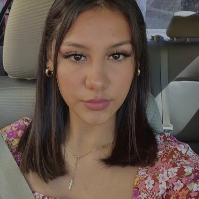 165Aylin's tweet photo. #NewProfilePic https://t.co/1mzOPbCM2E