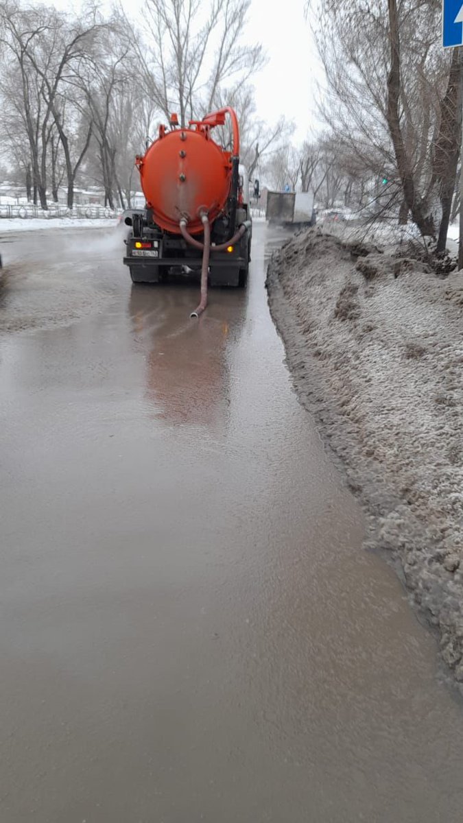 Откачка воды с мест подтопления Зубчаниновское шоссе <a href="/DepGorHozSamara/">Департамент ГХиЭ</a> <a href="/Rudakov_i_a/">Рудаков Игорь Александрович</a> <a href="/adm_kir63/">Администрация Кировского района</a>