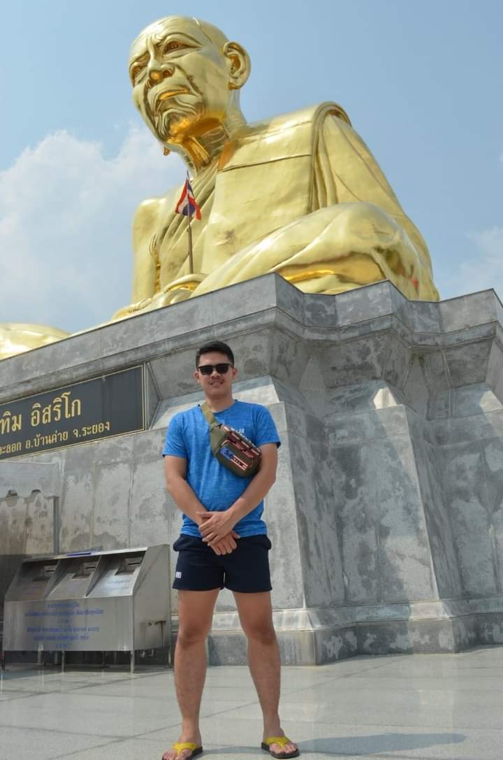 หุ่นแบบนี้  กอดอุ่นนะครับ

#แปดริ้ว