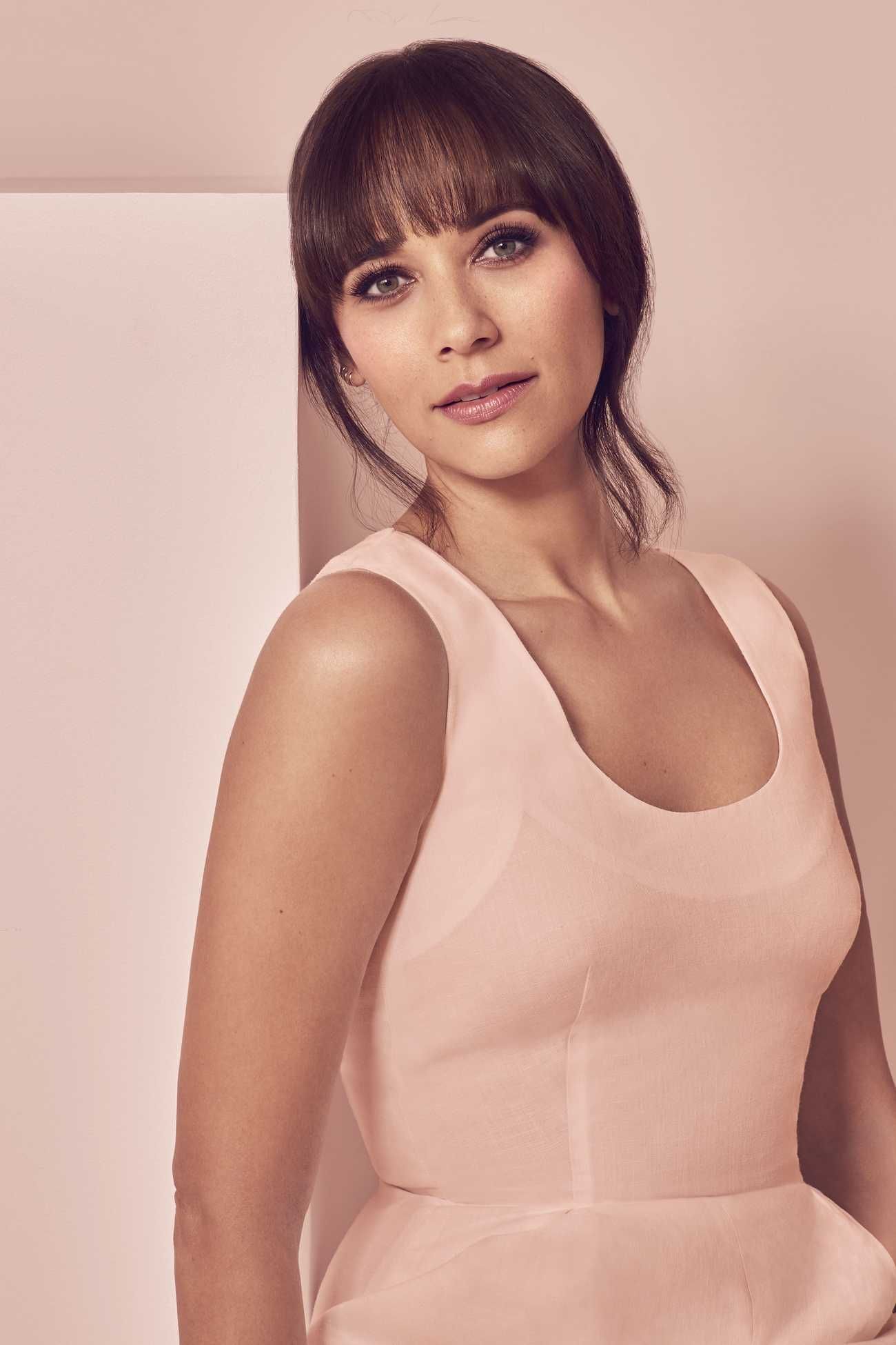 Happy 46th birthday to Rashida Jones! 