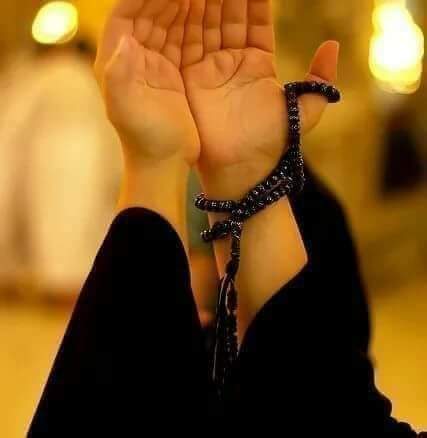"لو فقدت كل شىء لا تفقد #ثقتك بالله....
على قدر #يقينك تقضى حوائجك
 وعلى قدر ثقتك بالله سيقويك
 وإن ضاقت بك الدنيا 🍃🍂..

      جمعة مباركة على الجميع ...