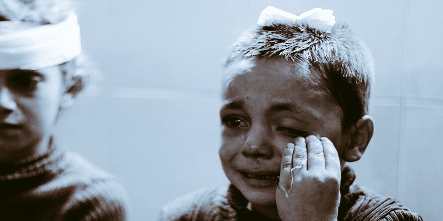 06Pnrtkn's tweet photo. Ben bu çağdan nefret ettim. Etimle, kemiğimle nefret ettim! #Russia
#Ukrayna #Kiew #Zelensky
#DünyaSeyrediyor #UkraineRussia #SavasaHayır #çocuk https://t.co/air8E0hNj2