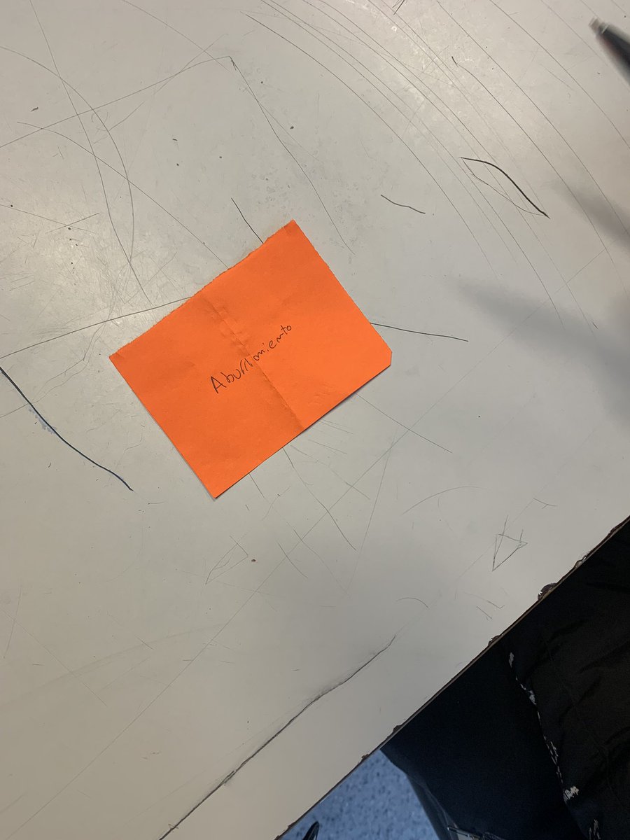 mavapla's tweet photo. Alumnat de 2n d’ESO. 

-Què és per a vosaltres la lectura?
-Avorriment! 

Ho canviem ja?  #bibliotecarscolar #animacionalalectura https://t.co/A2GrGIFhgr