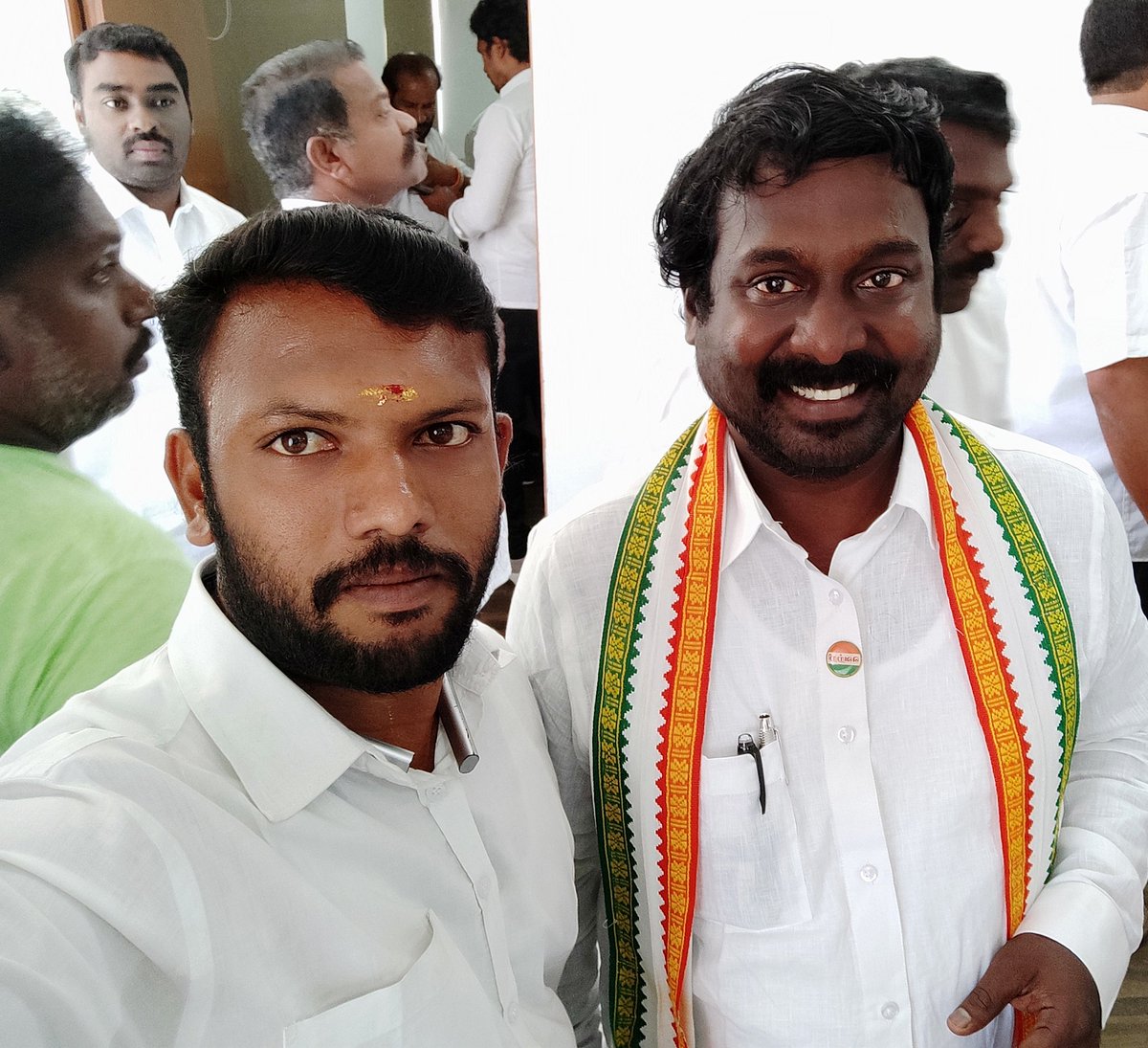 Arulanandhamiyc's tweet photo. இன்று சென்னை சத்தியமூர்த்தி பவனில் கன்னியாகுமரி பாராளுமன்ற உறுப்பினர் திரு 🇮🇪விஜய் வசந்த் @iamvijayvasanth  💐 அவர்களை மரியாதை நிமித்தமாக சந்தித்தபோது https://t.co/8pa4Y6PQXs