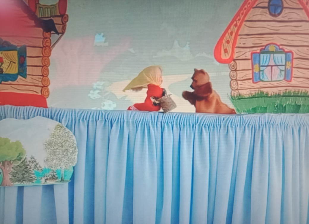 С 7 февраля по 25 февраля 2022 года на базе детского сада № 64 «Журавленок» в рамках городского Фестиваля детского творчества «Талантливые дошколята» состоялся конкурс детских кукольных театров «Мир сказок». В конкурсе приняли участие 40 дошколят.