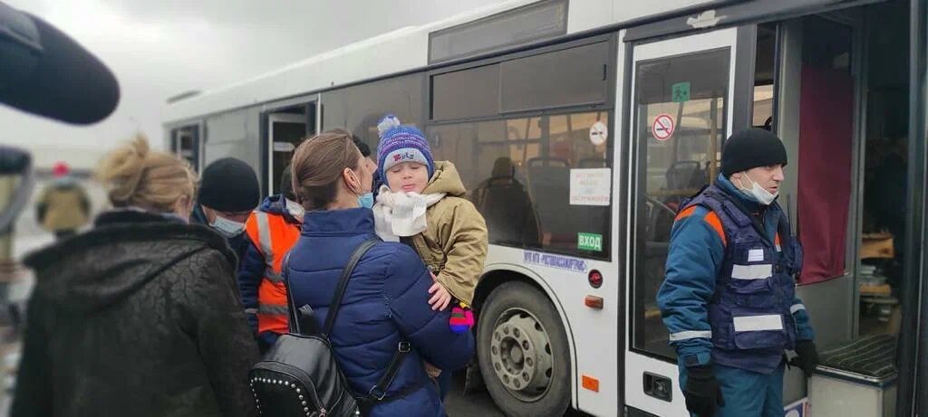 Сегодня в Ростовскую область ожидается прибытие еще 764 человек из ЛНР
dontr.ru/novosti/segodn…