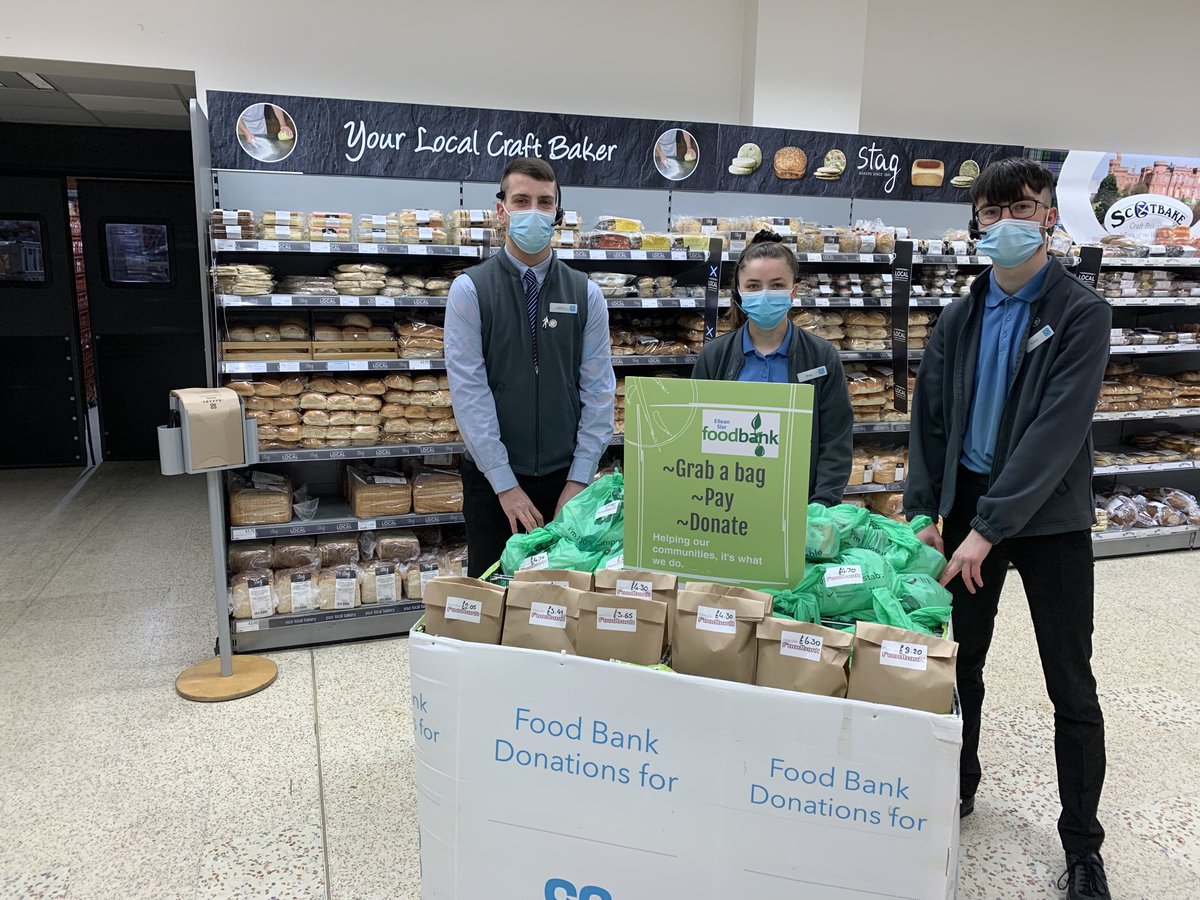 Cooper282Cooper's tweet photo. Coop Macaulay Road , colleagues &amp; customers supporting food bank Friday, last Friday in every month please help this much needed cause ⁦@DSimps0104⁩ ⁦@mccarthy_1888⁩ ⁦@Paul35840334⁩ https://t.co/YifBpq3gUQ