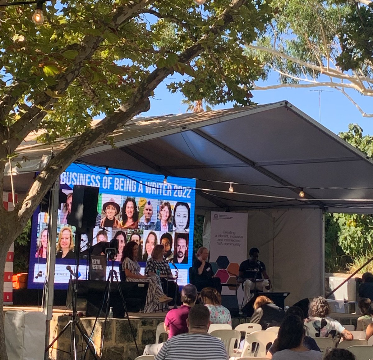 FremantlePress's tweet photo. And we're off! #BBAW2022 has started and our first panel, @YuotAlaak and some of the #FremantlePress team, will be going through every step of the publishing process, sharing what authors can do to help their writing career along the way.
@FreoArtsCentre @perthfest https://t.co/RgBLx6mk9t