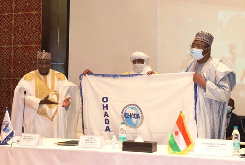 OHADA : En prenant officiellement la Présidence de l'organisation, le Niger ambitionne d'en faire le bras juridique de la ZLECAf ohada.com/actualite/6199… #ohada
