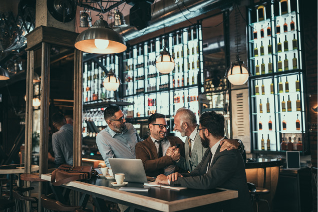 Yes! Vandaag nog meer versoepelingen. Wat betekent dit voor jou? Wij hebben het voor je op een rijtje gezet. Lees snel verder: bit.ly/3vgWK9C