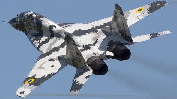 Krishna55371428's tweet photo. #UkraineRussia A Ukrainian Mig 29 has downed 6 Russian fighter jets. People are comparing this fighter with the urban legend of 'Ghost of Kyiv.' https://t.co/BemIPQrGrq