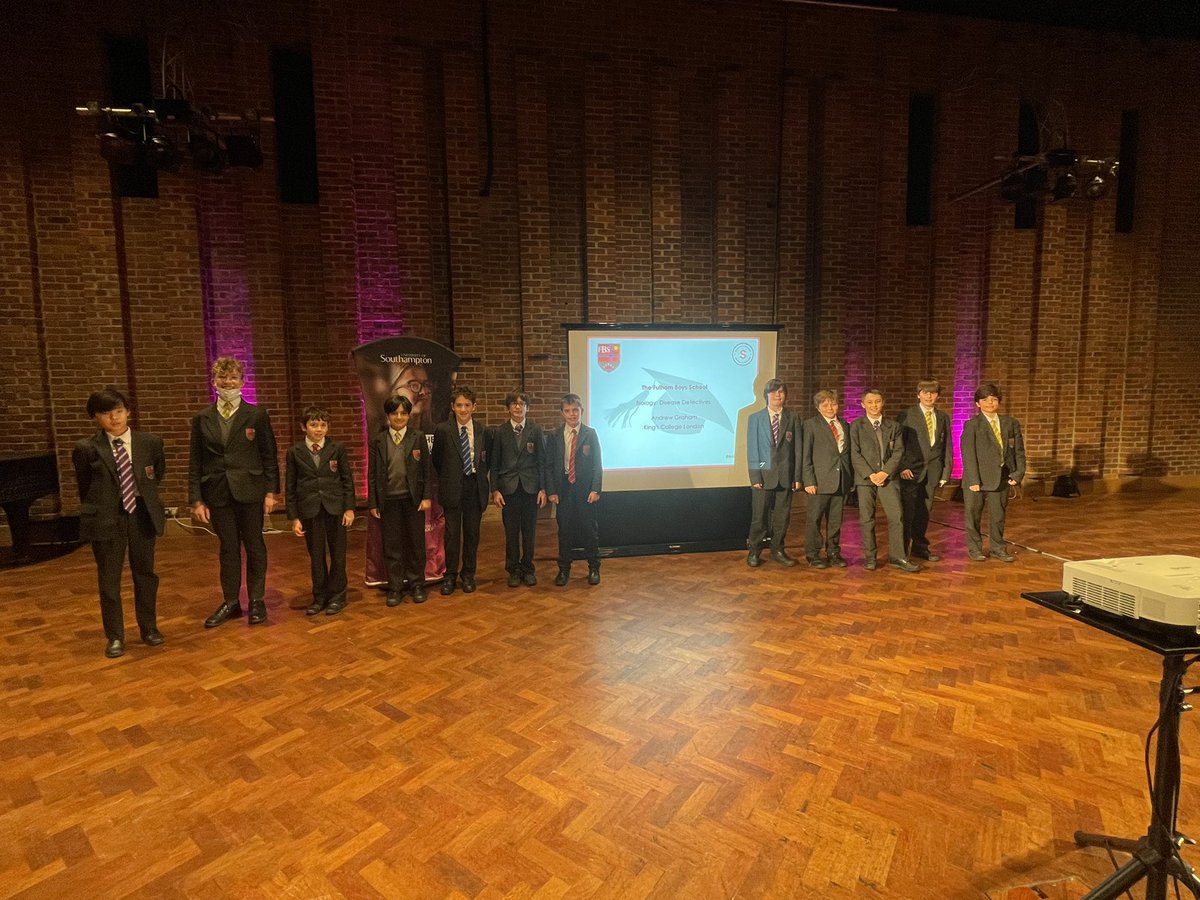 J_A_Goldberg's tweet photo. Thanks so much to @unisouthampton and the @BrilliantClub for putting on an amazing #TSPGraduation yesterday. All of our boys absolutely loved it!
A real sense of enthusiasm about the idea of going to university on the drive back to @FulhamBoys. https://t.co/SZK4EIF0du