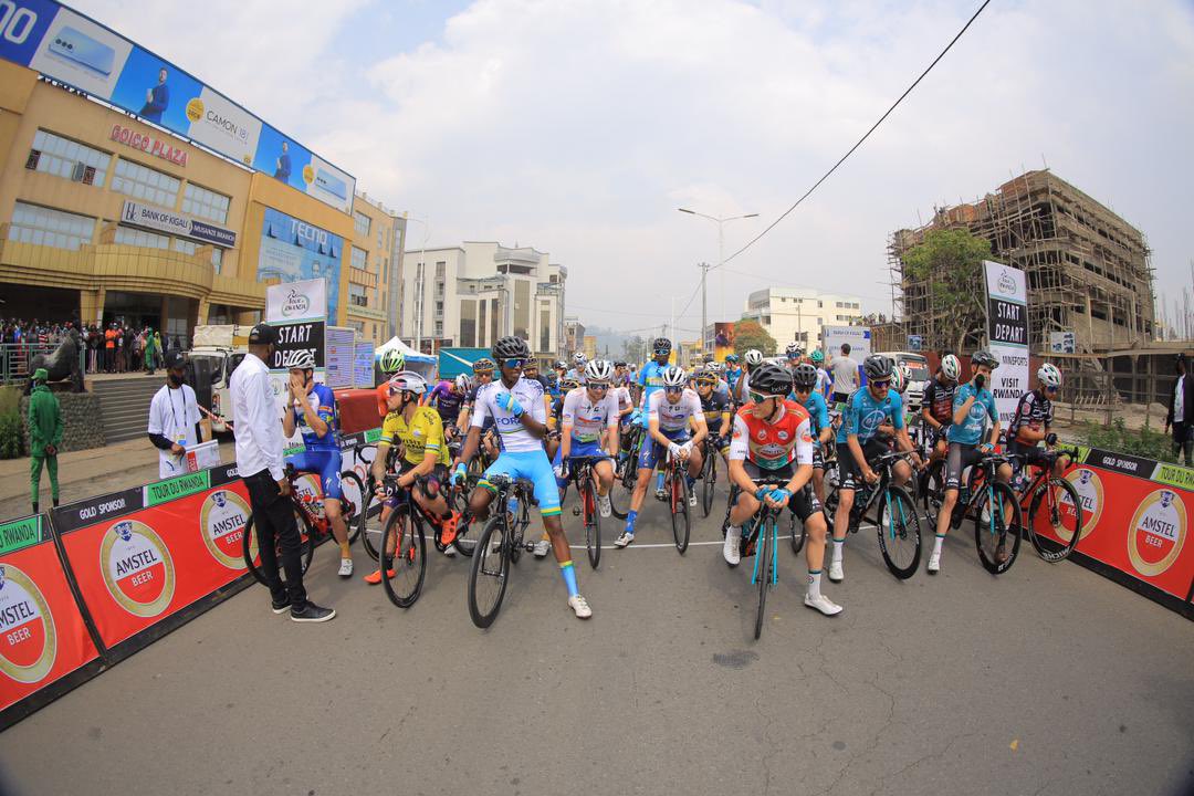 SPRwanda's tweet photo. Day 6 is on, and may the best team win!
#SPStation #SPRwanda #TdRwanda2022 #OfficialBronzeSponsorTDR #FuelYourRide #Rwanda2025 #SPFuel #StationService #LPG #RwOT #RymaxLubricants https://t.co/vYQTpf58RU