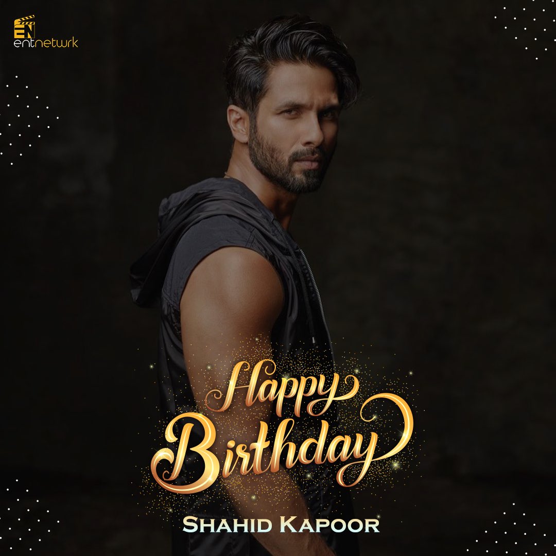 HitFameOfficial's tweet photo. From Mr. Aditya Kashyap to the OG Kabir Singh! Shahid has never failed to win our hearts over and over again!
Happy Birthday, Sasha!! ๐๐
@shahidkapoor
#HappyBirthdayShahidKapoor #ShahidKapoor #wishes #entnetwrk https://t.co/IjTkWs0arm