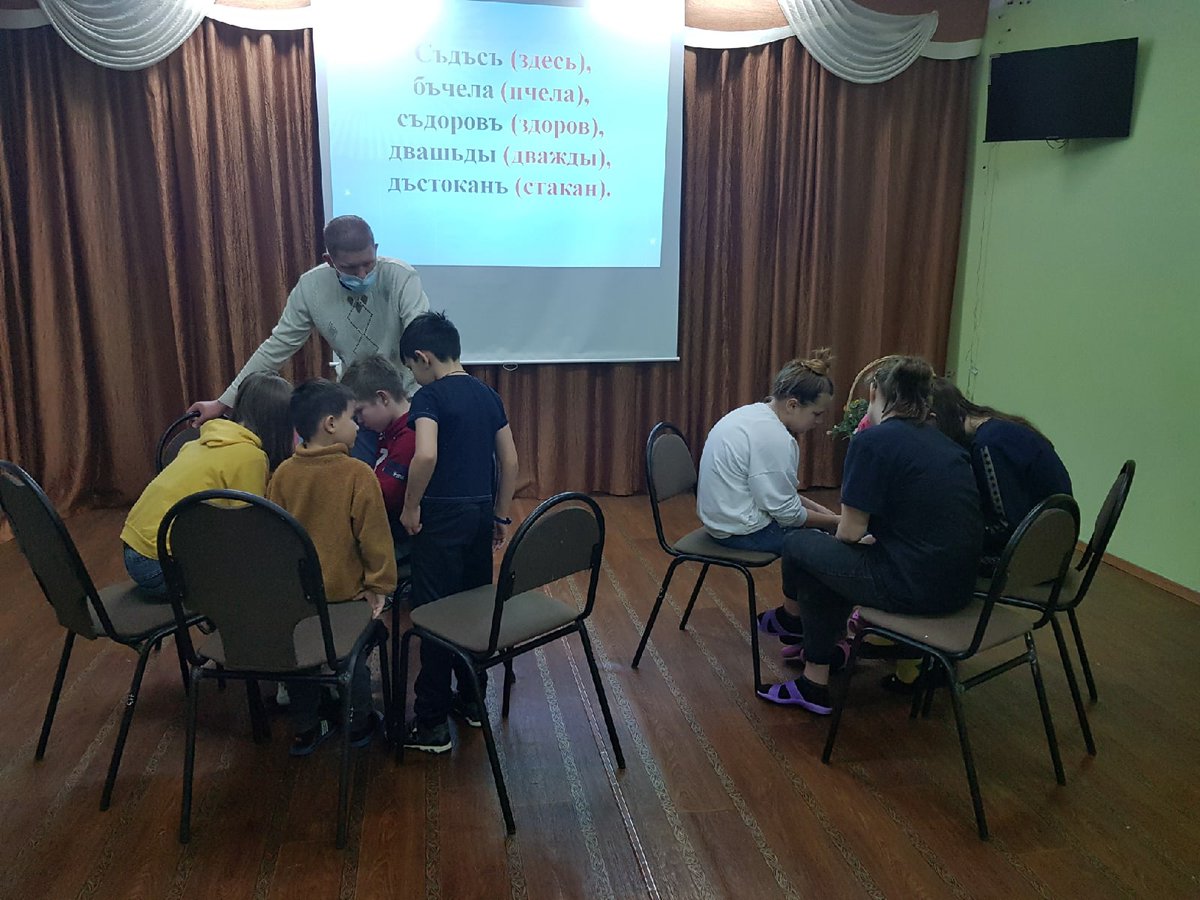 srcnes's tweet image. #mspno 22.02.22 г. воспитатель ОСРН Киселев А.В. провел с несовершеннолетними познавательное мероприятие «Язык – живая душа народа», посвященное Международному дню родного языка, с целью формирования у ребят бережного отношения к богатству родного языка.