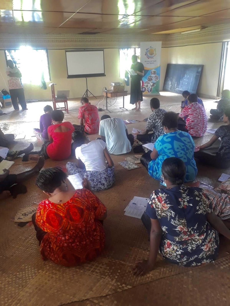 MCTTTFiji's tweet photo. Empowering business-minded youth, through a week-long #StartYourBusiness training at Logia village, Rewa with over 34 reps. from 6 youth groups of Naqeledamu, Daku, Kaleli, Matainoco, Muana & Lokia. @FijianGovt provided $5k valued seedlings and tools to grow their farms #Youth4GG https://t.co/SNNGZeJQOf
