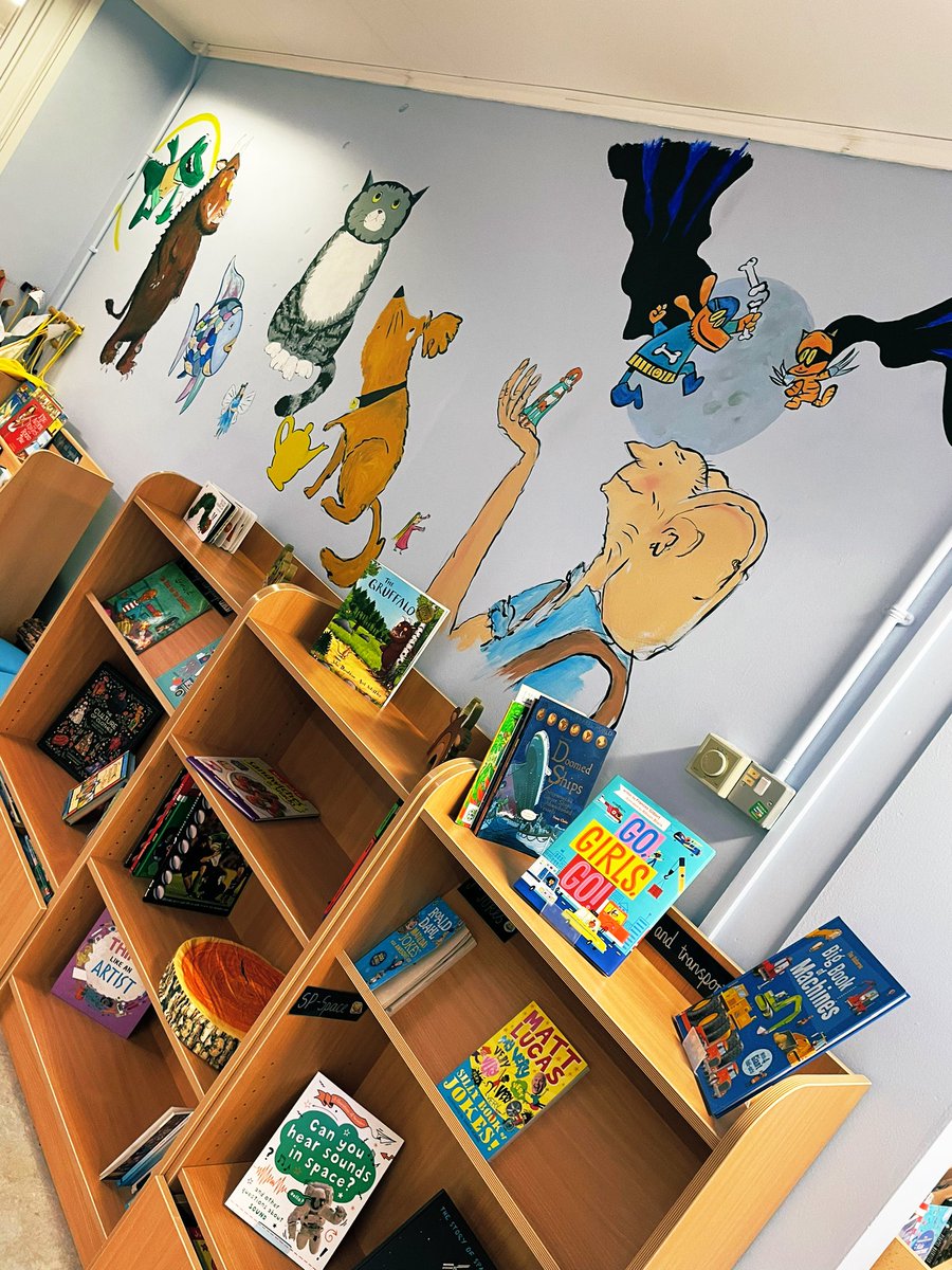 MissKhanSMP's tweet photo. Our library is officially open! A variety of engaging and new books. There’s something for everyone.
Thank you to @MissWard_SM for working so hard in putting the library together. Happy Reading📚📖 @ManorSalisbury https://t.co/sgMXobjZij